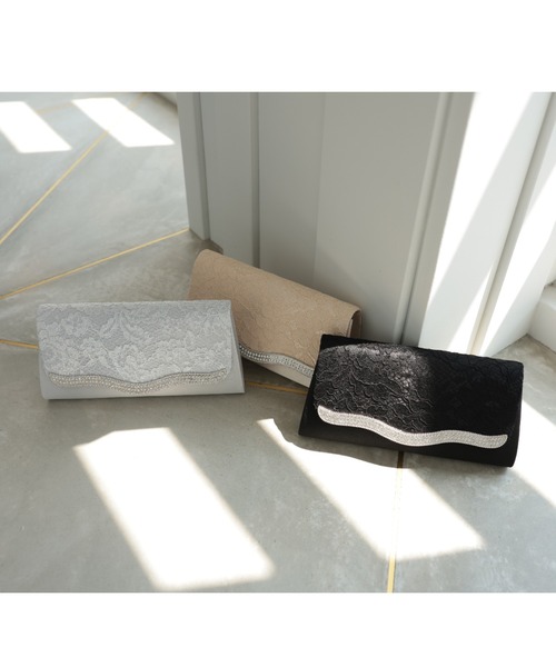 Cupid Heart（キューピッドハート）の「【Cupid Heart】結婚式用！波型ビジューレースbag（クラッチバッグ・レディース・ブラック/ベージュ/シルバー・MEDIUM）」の13枚目の写真