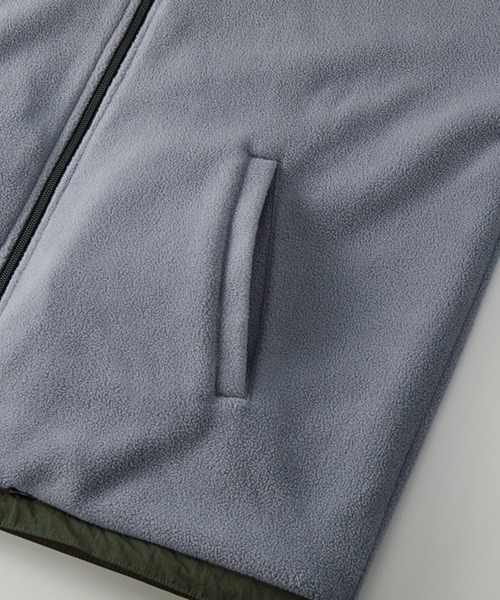 United Athle（ユナイテッドアスレ）の「ナイロン×フリース 防風×保温【United Athle】2WAY リバーシブル オーバーサイズ スタンドシェルジャケット 7493（ナイロンジャケット・メンズ・ブラック/ブラウン系1/グリーン系1/ネイビー・M/L/XL）」の16枚目の写真
