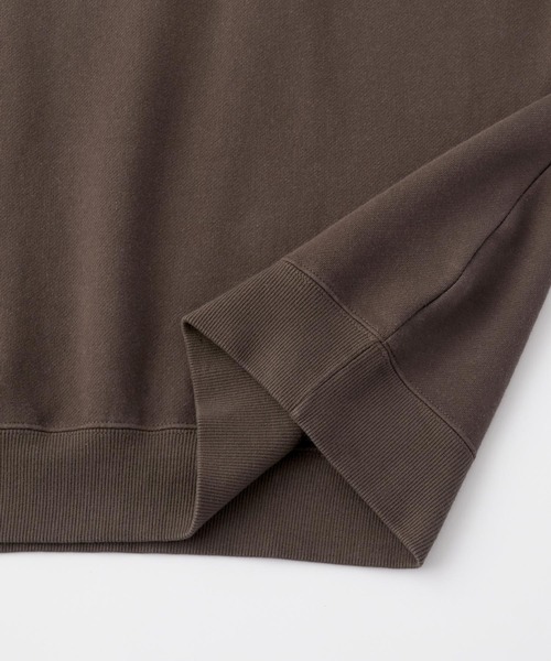 MLB(メジャーリーグベースボール)の「MLB/メジャーリーグベースボール 別注 ワッペン刺繍 ピグメント加工ビッグシルエットグラデーション裏起毛プルオーバースウェット(スウェット・メンズ・ブラック系2/ブラック/アッシュブラウン・L/M/S)」の8枚目の写真