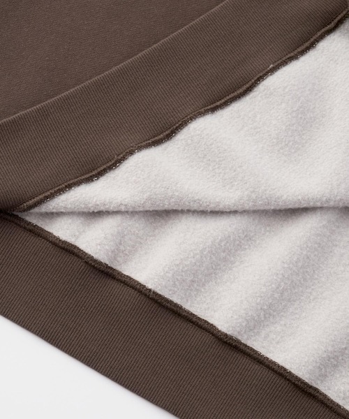 MLB(メジャーリーグベースボール)の「MLB/メジャーリーグベースボール 別注 ワッペン刺繍 ピグメント加工ビッグシルエットグラデーション裏起毛プルオーバースウェット(スウェット・メンズ・ブラック系2/ブラック/アッシュブラウン・L/M/S)」の9枚目の写真