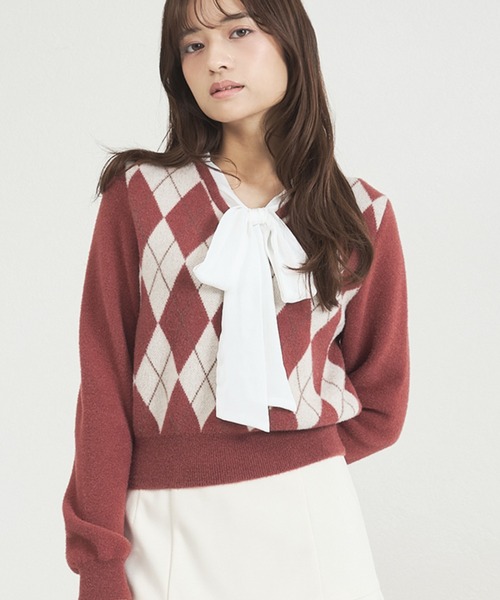 MISCH MASCH（ミッシュマッシュ）の「一部店舗限定 リボンボウタイアーガイルニット（ニット/セーター・レディース・ブラウン/アイボリー/ワイン・ﾌﾘ-）」の3枚目の写真