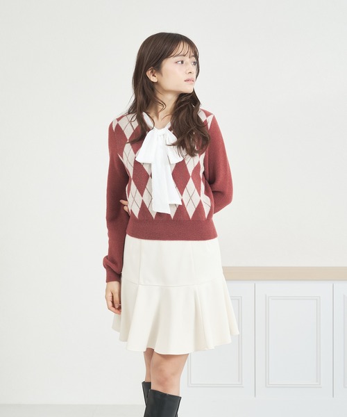 MISCH MASCH（ミッシュマッシュ）の「一部店舗限定 リボンボウタイアーガイルニット（ニット/セーター・レディース・ブラウン/アイボリー/ワイン・ﾌﾘ-）」の5枚目の写真