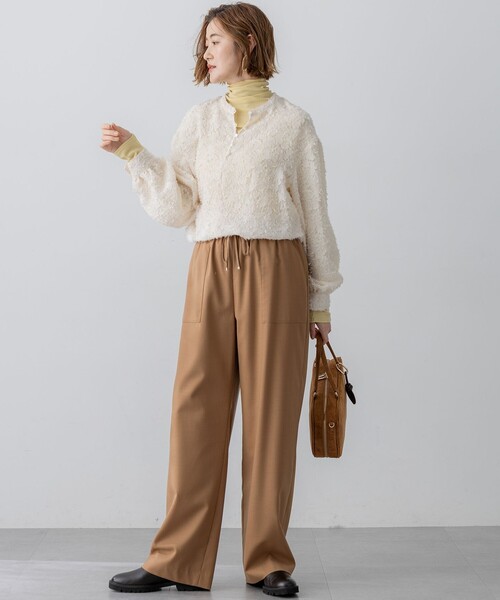 23区(ニジュウサンク)の「【洗える】シアーカットジャカード ブラウス(シャツ/ブラウス・レディース・ブラック系/パイングリーン系/アイボリー系・38)」の17枚目の写真