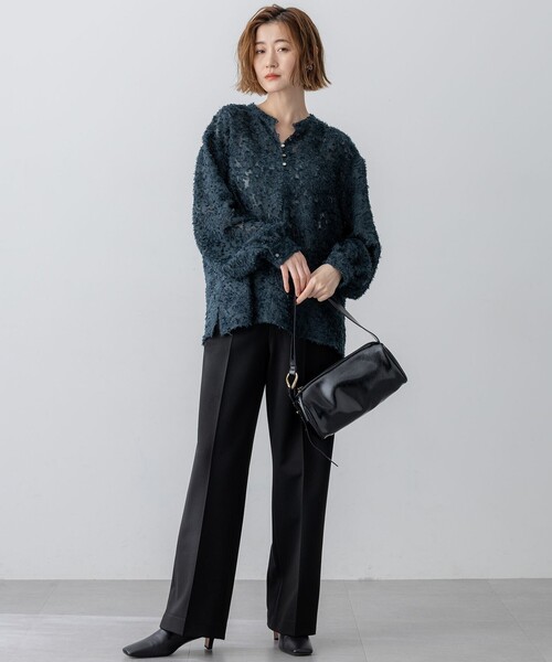 23区(ニジュウサンク)の「【洗える】シアーカットジャカード ブラウス(シャツ/ブラウス・レディース・ブラック系/パイングリーン系/アイボリー系・38)」の12枚目の写真