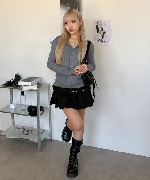 lilful（リルフル）の「シャーリング バックルベルト 厚底チャンキーヒールブーツ（ブーツ・レディース・ブラック/ブラウン・M/L）」の12枚目の写真