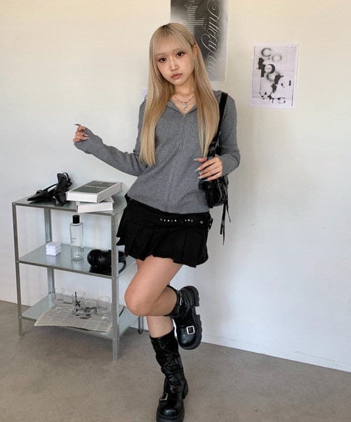 lilful（リルフル）の「シャーリング バックルベルト 厚底チャンキーヒールブーツ（ブーツ・レディース・ブラック/ブラウン・M/L）」の13枚目の写真