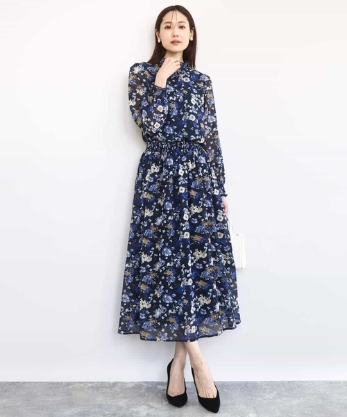 MK MICHEL KLEIN（エムケーミッシェルクラン）の「クラシックフラワープリント シフォンブラウス/洗える（シャツ/ブラウス・レディース・ダークインディゴブルー/ネイビー・38）」の9枚目の写真