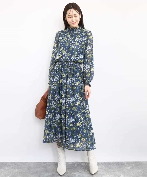 MK MICHEL KLEIN（エムケーミッシェルクラン）の「クラシックフラワープリント シフォンブラウス/洗える（シャツ/ブラウス・レディース・ダークインディゴブルー/ネイビー・38）」の11枚目の写真