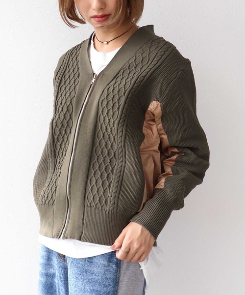 Three Four Time（ｽﾘｰﾌｫｰﾀｲﾑ）の「ケーブル布帛ドッキングジップブルゾン（ブルゾン・レディース・ブラック/カーキ・FREE）」の2枚目の写真