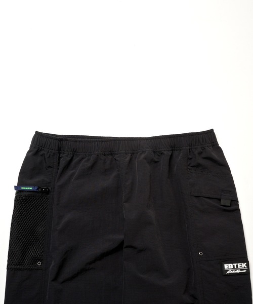 Eddie Bauer(エディーバウアー)の「EBTEK ナイロンメッシュ トラックパンツ(その他パンツ・メンズ・ブラック/ネイビー/グリーン・XL/L/M)」の19枚目の写真