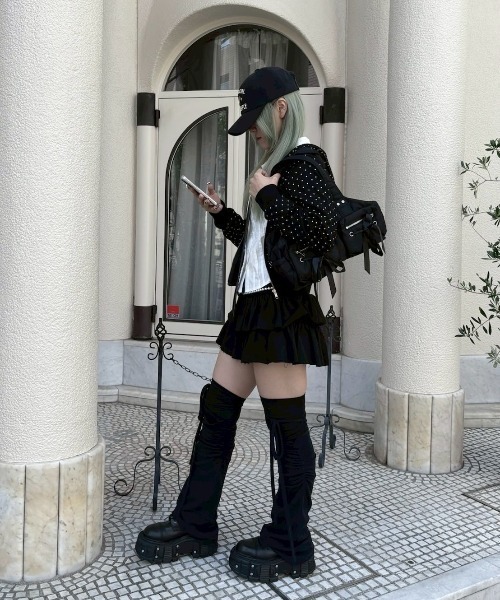 Never mind the XU / Chikashitsu+（ネバーマインド ザ エックスユー / チカシツプラス）の「【nmtc+】dot zip up hoodie / 【エヌエムティーシープラス】ドットジップパーカー（パーカー・レディース・グレー/ブラック・ONE SIZE）」の13枚目の写真