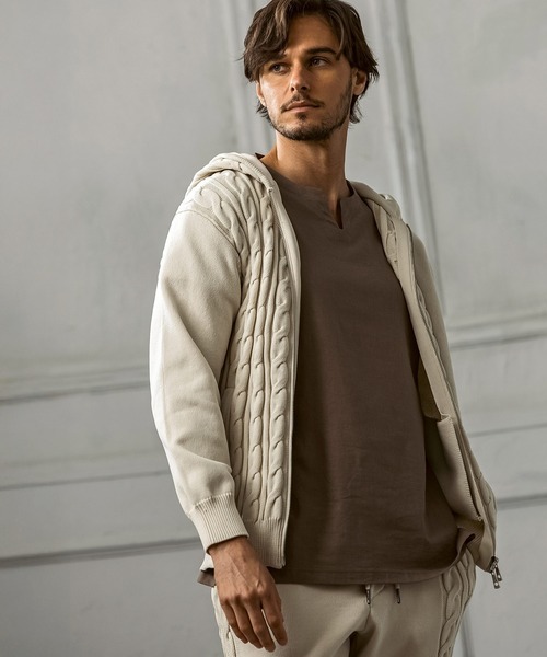 AKM Contemporary（エイケイエムコンテンポラリー）の「【WEB・直営店限定】AKM Contemporary(エイケイエムコンテンポラリー)クレイジーパターン サイドケーブル ニットパーカー(伸縮性/ストレッチ性)（パーカー・メンズ・ブラック/ホワイト/ブラウン・S/M/L/XL/XXL）」の6枚目の写真