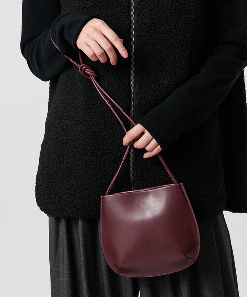 MARW UNITED ARROWS（マルゥ ユナイテッドアローズ）の「＜MARW UNITED ARROWS＞ラウンド ショルダー バッグ（ショルダーバッグ・レディース・ワイン/ブラック・FREE）」の3枚目の写真