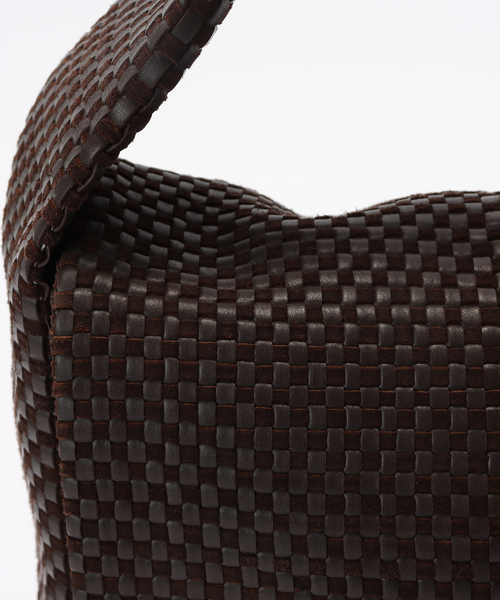 FRAMeWORK（フレームワーク）の「ST. AGNI/セントアグニ  フラップワンショルダーBAG（クラッチバッグ・レディース・ブラウン・FREE）」の12枚目の写真