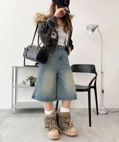 WEGO（ウィゴー）の「WEGO/ボリュームファーレースアップフェイクムートンブーツ（ブーツ・レディース・ブラック/ベージュ・LARGE/MEDIUM/X-LARGE）」の11枚目の写真