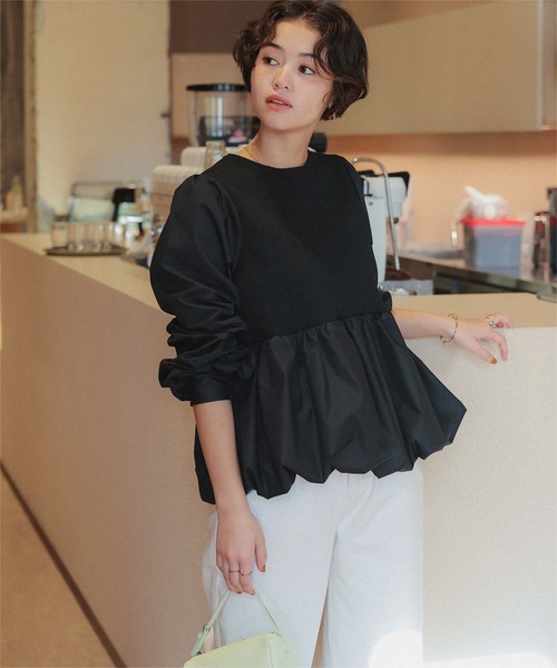 titivate（ティティベイト）の「バックパール釦ドッキングペプラムトップス（Tシャツ/カットソー・レディース・オフホワイト/ブラック/ネイビー・L/M/S）」の18枚目の写真