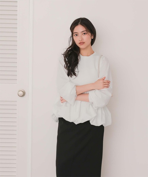 titivate（ティティベイト）の「バックパール釦ドッキングペプラムトップス（Tシャツ/カットソー・レディース・オフホワイト/ブラック/ネイビー・L/M/S）」の12枚目の写真