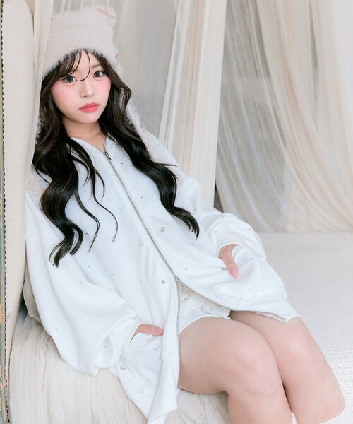 OLIVE des OLIVE（オリーブデオリーブ）の「キラキラZIPパーカー（パーカー・レディース・チャコールグレー/ピンク/オフホワイト/ブラック・FREE）」の19枚目の写真