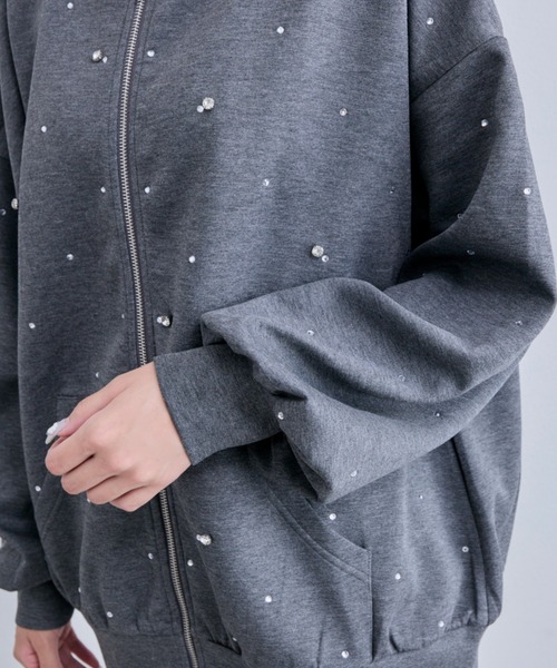 OLIVE des OLIVE（オリーブデオリーブ）の「キラキラZIPパーカー（パーカー・レディース・チャコールグレー/ピンク/オフホワイト/ブラック・FREE）」の11枚目の写真