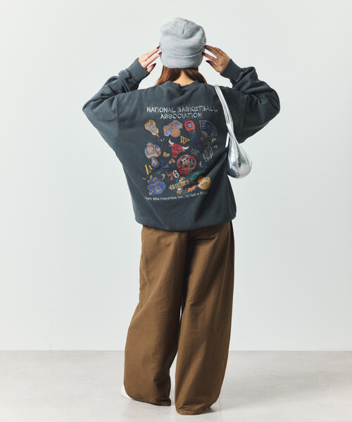 NBA（エヌビーエー）の「NBA 別注 和柄ランダムロゴ クルーネックスウェット（スウェット・メンズ・ネイビー/ライトグレー/チャコールグレー・LARGE/MEDIUM）」の11枚目の写真