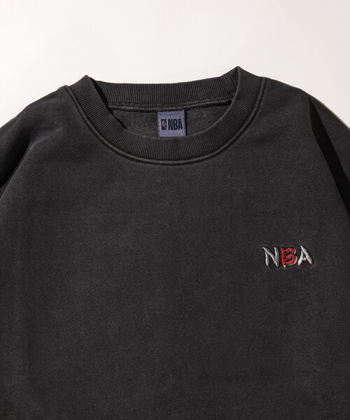 NBA（エヌビーエー）の「NBA 別注 和柄ランダムロゴ クルーネックスウェット（スウェット・メンズ・ネイビー/ライトグレー/チャコールグレー・LARGE/MEDIUM）」の15枚目の写真