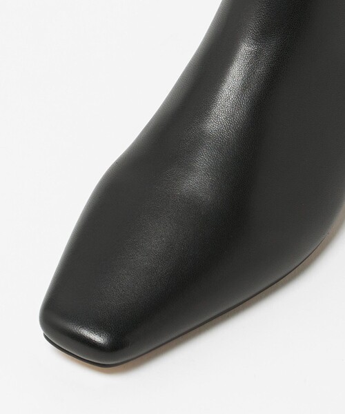 ODETTE E ODILE(オデットエオディール)の「ナロースクエアプレーン ショートブーツ25↑(ブーツ・レディース・ブラック・24cm/23.5cm/22.5cm/22cm/24.5cm/25cm/23cm)」の5枚目の写真