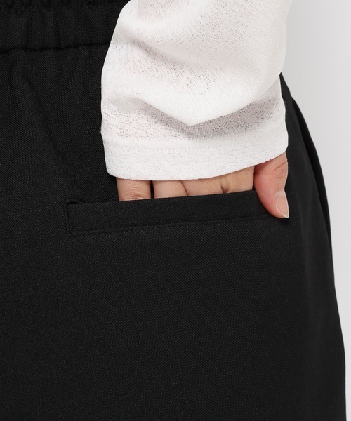 LOWRYS FARM(ローリーズファーム)の「ウールライクショートパンツ 580891(その他パンツ・レディース・ブラック/チャコールグレー/ブラウン/アイボリー・FREE)」の13枚目の写真