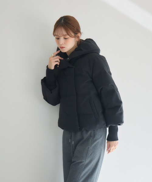 KATHARINE ROSS（キャサリンロス）の「【PILLINI/ピリーニ】シームレスダウン（ダウンジャケット/コート・レディース・ブラック/アイボリー・MEDIUM/LARGE）」の9枚目の写真