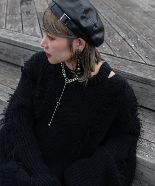 Mavie..7(メヴィセットゥ)の「【Mavie..7】ダメージフリンジオーバーニット(ニット/セーター・レディース・ブラック/ボルドー・FREE)」の7枚目の写真