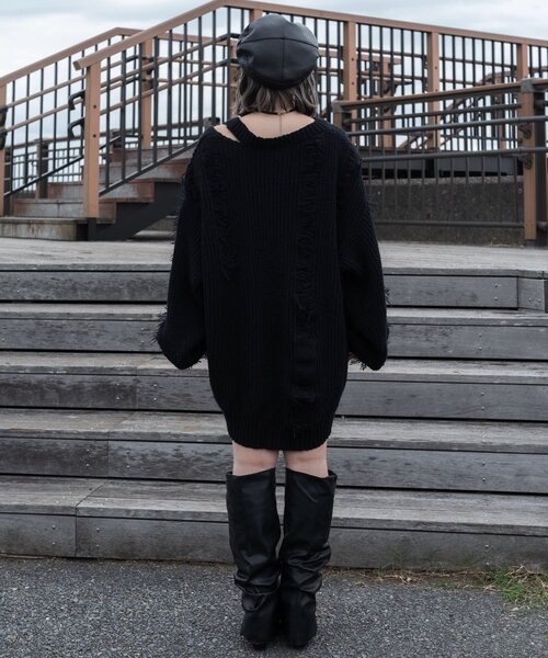 Mavie..7(メヴィセットゥ)の「【Mavie..7】ダメージフリンジオーバーニット(ニット/セーター・レディース・ブラック/ボルドー・FREE)」の20枚目の写真
