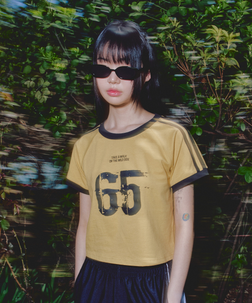 LMR(エルエムアール)の「ナンバー レタリング クロップ リンガー Tシャツ マスタード(Tシャツ/カットソー・レディース・マスタード・FREE)」の1枚目の写真