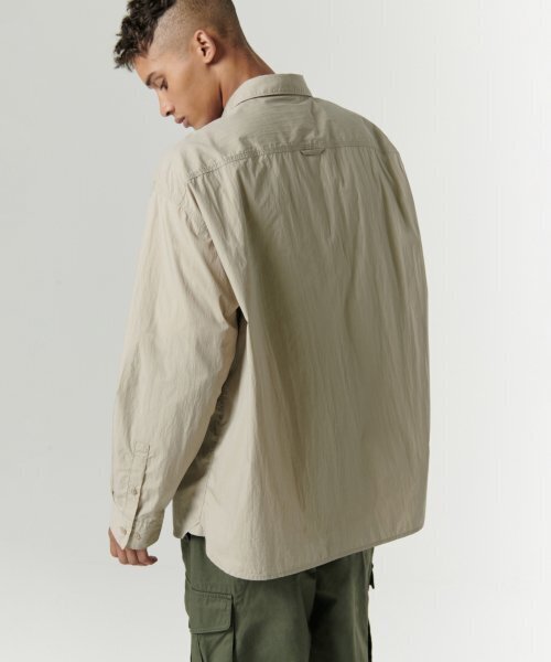 MUSINSA STANDARD（ムシンサスタンダード）の「[シティレジャー] CNオーバーサイズシャツ [グレーシュベージュ]（シャツ/ブラウス・メンズ・その他・SMALL/MEDIUM/LARGE/X-LARGE/XX-LARGE）」の4枚目の写真