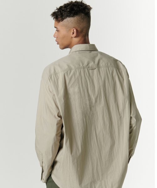MUSINSA STANDARD（ムシンサスタンダード）の「[シティレジャー] CNオーバーサイズシャツ [グレーシュベージュ]（シャツ/ブラウス・メンズ・その他・SMALL/MEDIUM/LARGE/X-LARGE/XX-LARGE）」の6枚目の写真