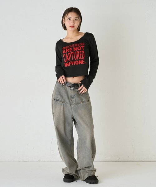 WHO'S WHO gallery（フーズフーギャラリー）の「メッセージロゴニット（ニット/セーター・レディース・ネイビー/ブラウン/グレー/チャコールグレー/ブラック・FREE）」の15枚目の写真