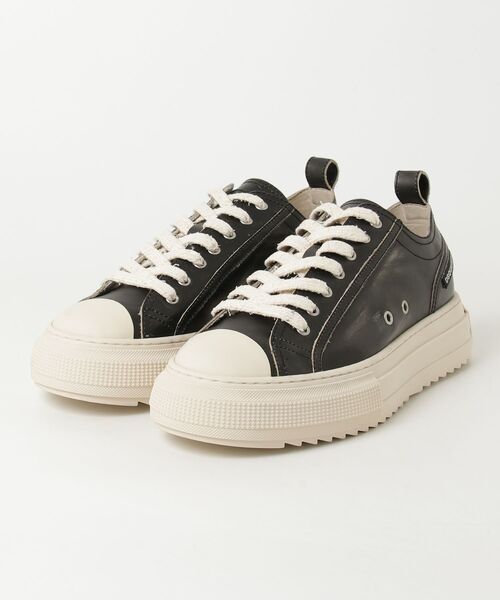 DSQUARED2(ディースクエアード)の「Berlin Lace-Up Low Top Sneakers/0252(スニーカー・メンズ・ブラック・43/42/41)」の1枚目の写真