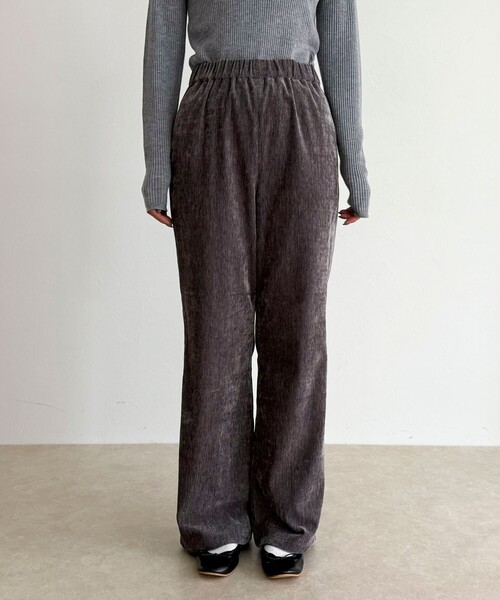 fredy emue（フレディエミュ）の「モールストレッチフレアーパンツ（その他パンツ・レディース・チャコールグレー/ブラック・38/36）」の6枚目の写真