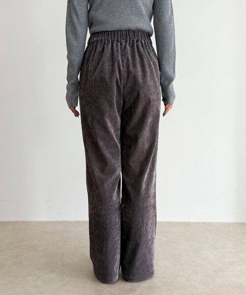 fredy emue（フレディエミュ）の「モールストレッチフレアーパンツ（その他パンツ・レディース・チャコールグレー/ブラック・38/36）」の8枚目の写真