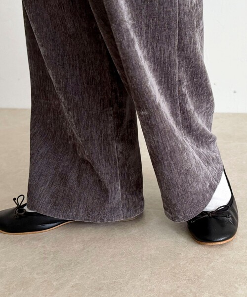 fredy emue（フレディエミュ）の「モールストレッチフレアーパンツ（その他パンツ・レディース・チャコールグレー/ブラック・38/36）」の12枚目の写真