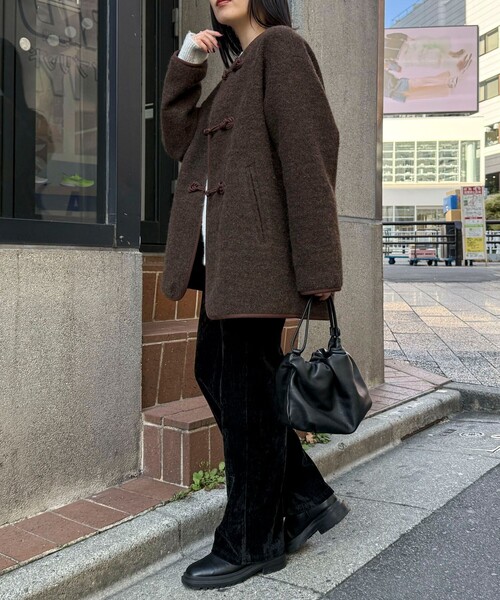 fredy emue（フレディエミュ）の「モールストレッチフレアーパンツ（その他パンツ・レディース・チャコールグレー/ブラック・38/36）」の15枚目の写真