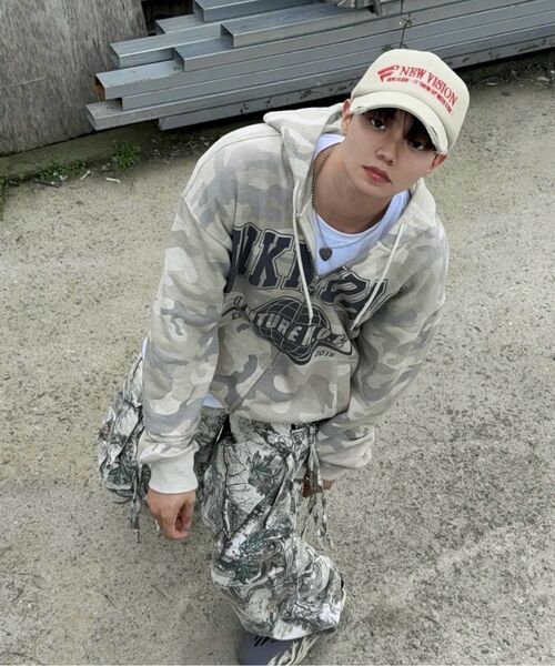 WKNDRS（ウィーキャンドース）の「H.O.F ZIPUP HOODIE (O.CAMO)（パーカー・レディース・その他・MEDIUM/LARGE/X-LARGE）」の14枚目の写真