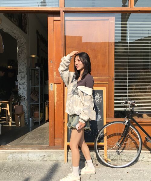 WKNDRS（ウィーキャンドース）の「H.O.F ZIPUP HOODIE (O.CAMO)（パーカー・レディース・その他・MEDIUM/LARGE/X-LARGE）」の18枚目の写真