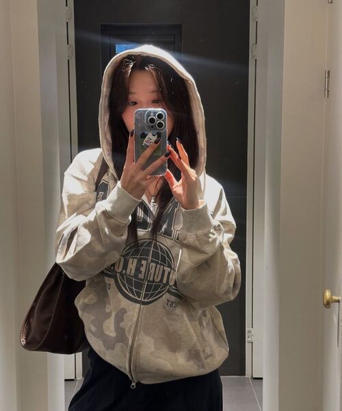 WKNDRS（ウィーキャンドース）の「H.O.F ZIPUP HOODIE (O.CAMO)（パーカー・レディース・その他・MEDIUM/LARGE/X-LARGE）」の22枚目の写真