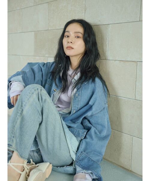 Ungrid(アングリッド)の「ハイウエストロールアップスリムデニム(デニムパンツ・レディース・インディゴブルー/ブルー・24inch/25inch/26inch)」の10枚目の写真