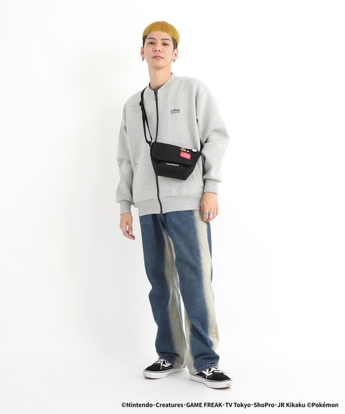 Manhattan Portage(マンハッタンポーテージ)の「NYLON MESSENGER BAG (XXXS) FZP Pokemon 25(メッセンジャーバッグ・キッズ・ブラック・X-SMALL)」の2枚目の写真