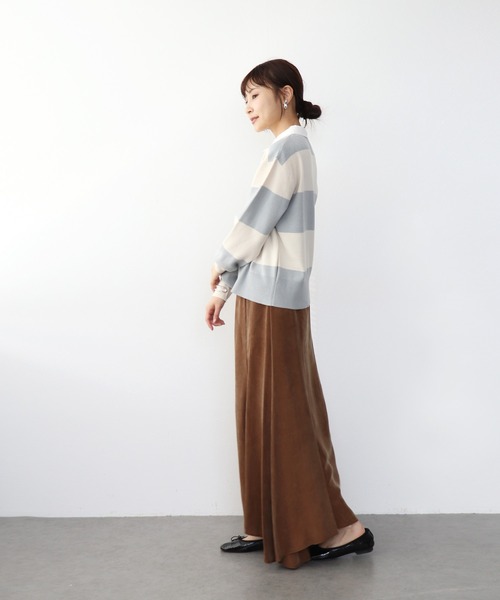 Jines(ジネス)の「強撚ニットポロトップス(ニット/セーター・レディース・ベージュ/チャコールグレー・38)」の11枚目の写真