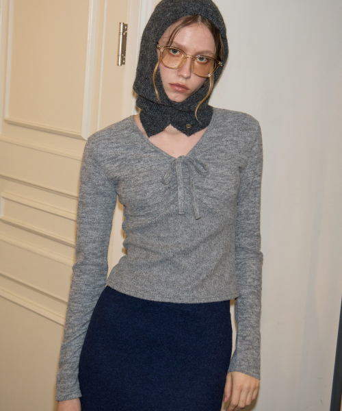 SALON DE YOHN(サロンドヨーン)の「V-neck Ribbon Shirring Knit_ Gray(ニット/セーター・レディース・その他・SMALL/MEDIUM)」の1枚目の写真
