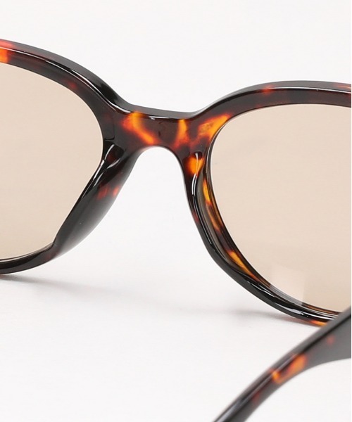 Right-on(ライトオン)の「Right-on Basic(ライトオンベーシック)【メンズ】UVカットサングラス(ファッショングラス)(その他・メンズ・ブラウン・ONE SIZE)」の7枚目の写真