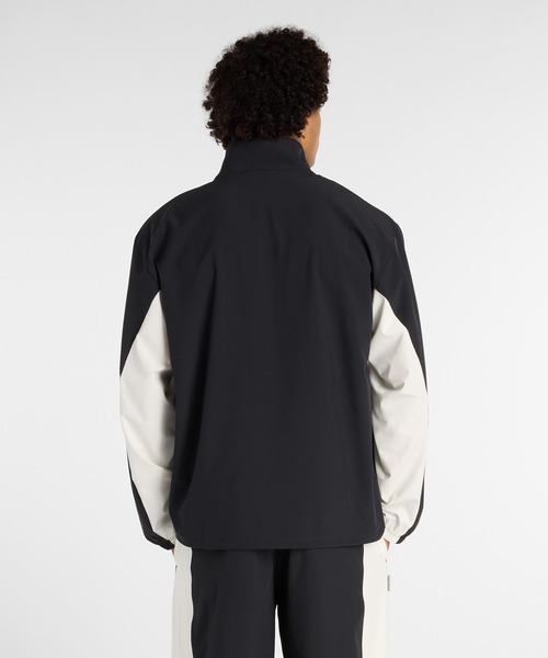 NEW BALANCE（ニューバランス）の「ウーブントラックジャケット（ジャージ・メンズ・ライトグレー/ブラック・SMALL/MEDIUM/LARGE/X-LARGE/XX-LARGE）」の4枚目の写真