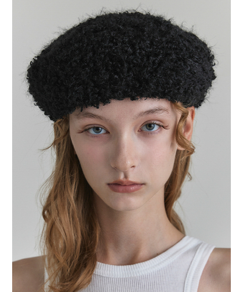 INES BERET IN BLACK TERRY