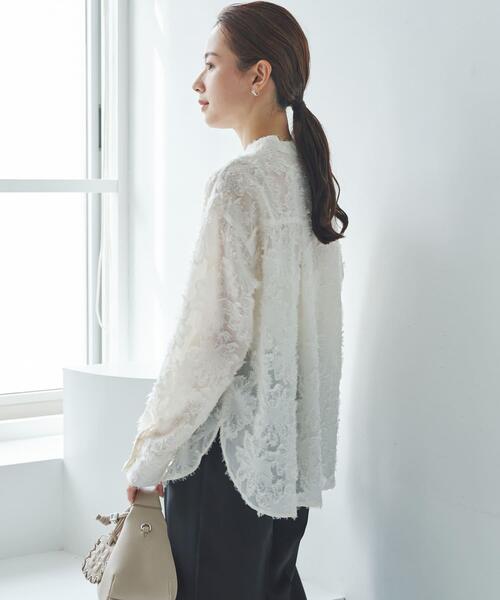 URBAN RESEARCH（アーバンリサーチ）の「カットジャガードバンドカラーシャツ（シャツ/ブラウス・レディース・オフホワイト/ブラック・FREE）」の5枚目の写真